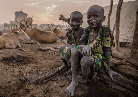 Trải nghiệm cuộc sống chăn bò của người Dinka ở Nam Sudan - Ảnh 14. Trải nghiệm cuộc sống chăn bò của người Dinka ở Nam Sudan - Ảnh 14.