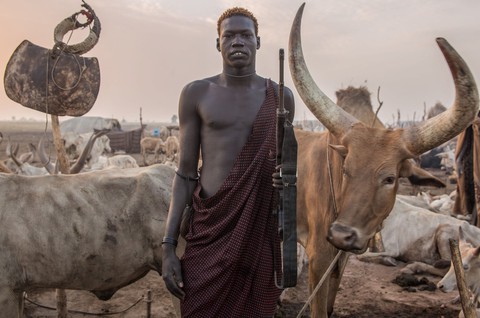 Trải nghiệm cuộc sống chăn bò của người Dinka ở Nam Sudan - Ảnh 15. Trải nghiệm cuộc sống chăn bò của người Dinka ở Nam Sudan - Ảnh 15.