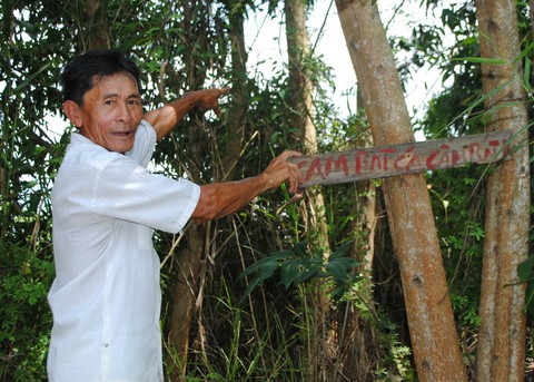 Trưởng phòng chống tham nhũng lãnh án vì làm giả công văn - Ảnh 2. Trưởng phòng chống tham nhũng lãnh án vì làm giả công văn - Ảnh 2.