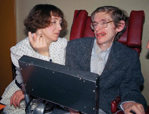The Theory of Everything: cuộc đời Stephen Hawking qua điện ảnh - Ảnh 4. The Theory of Everything: cuộc đời Stephen Hawking qua điện ảnh - Ảnh 4.