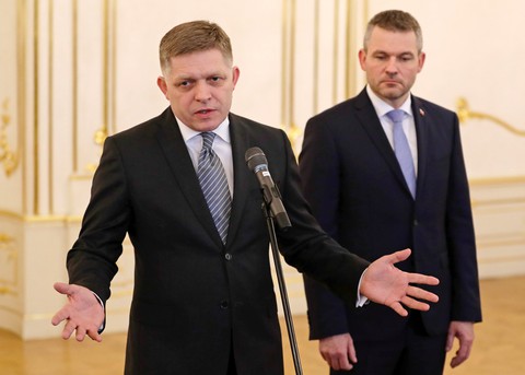 Thủ tướng Slovakia từ chức sau vụ sát hại nhà báo chống tham nhũng - Ảnh 1. Thủ tướng Slovakia từ chức sau vụ sát hại nhà báo chống tham nhũng - Ảnh 1.