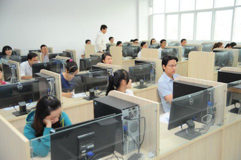 TP.HCM động viên cán bộ, công, viên chức nghỉ hưu trước tuổi - Ảnh 1. TP.HCM động viên cán bộ, công, viên chức nghỉ hưu trước tuổi - Ảnh 1.
