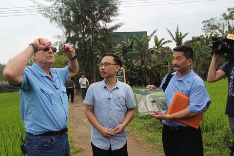 Người chụp hình thảm sát Sơn Mỹ trở lại mảnh đất tang thương - Ảnh 3. Người chụp hình thảm sát Sơn Mỹ trở lại mảnh đất tang thương - Ảnh 3.
