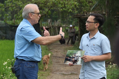 Người chụp hình thảm sát Sơn Mỹ trở lại mảnh đất tang thương - Ảnh 1. Người chụp hình thảm sát Sơn Mỹ trở lại mảnh đất tang thương - Ảnh 1.