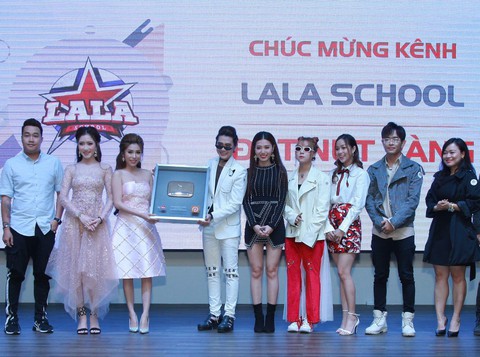63 kênh cho người xem Việt đạt Nút Vàng và Nút Bạc Youtube - Ảnh 1. 63 kênh cho người xem Việt đạt Nút Vàng và Nút Bạc Youtube - Ảnh 1.