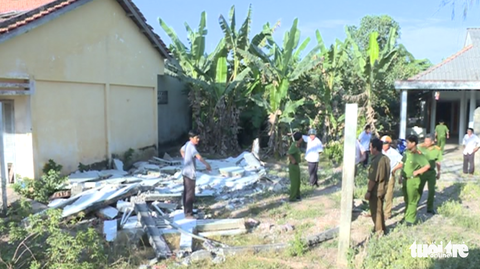 Sập tường trường mẫu giáo khiến một người tử vong tại chỗ - Ảnh 2. Sập tường trường mẫu giáo khiến một người tử vong tại chỗ - Ảnh 2.