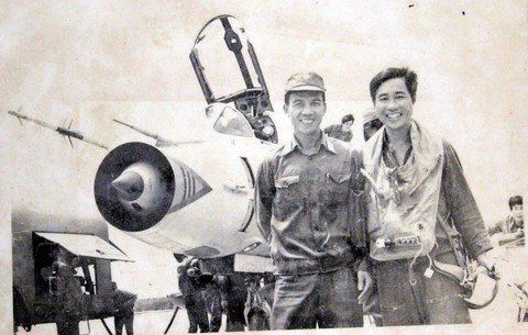 ky 10 - anh1 ky 10 - anh1