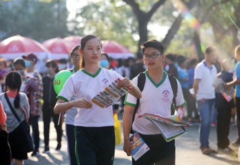 Học trường tư dễ có việc làm hơn trường công? - Ảnh 5. Học trường tư dễ có việc làm hơn trường công? - Ảnh 5.