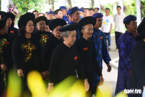 Ông Sáu Khải gần gũi, thân thương trong lòng người ở lại - Ảnh 2. Ông Sáu Khải gần gũi, thân thương trong lòng người ở lại - Ảnh 2.
