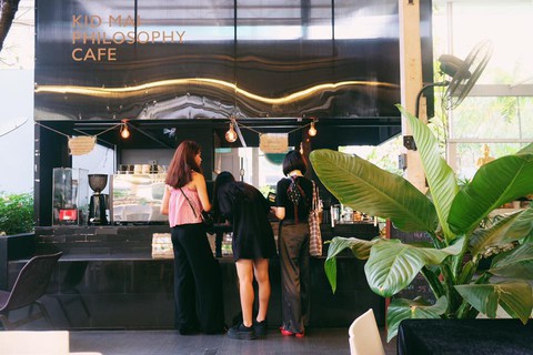 Đi Bangkok uống cà phê ở quán cà phê đám tang - Ảnh 8. Đi Bangkok uống cà phê ở quán cà phê đám tang - Ảnh 8.
