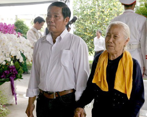 Những mẩu chuyện sống nghĩa tình về ông Sáu Khải - Ảnh 4. Những mẩu chuyện sống nghĩa tình về ông Sáu Khải - Ảnh 4.