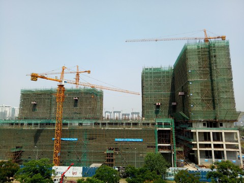 Tiền tiếp tục đổ vào bất động sản nhưng khó xảy ra sốt - Ảnh 2. Tiền tiếp tục đổ vào bất động sản nhưng khó xảy ra sốt - Ảnh 2.