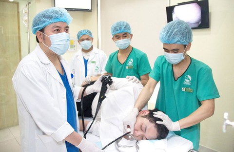 Ợ hơi liên tục, phải làm sao? - Ảnh 1. Ợ hơi liên tục, phải làm sao? - Ảnh 1.