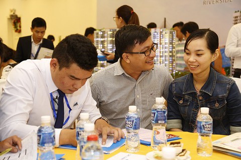 Người mua nhà yên tâm với “bảo hiểm kép” - Ảnh 1. Người mua nhà yên tâm với “bảo hiểm kép” - Ảnh 1.