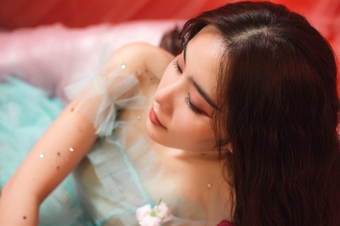 Nam Em kể chuyện yêu Trường Giang theo công thức nổi tiếng? - Ảnh 3. Nam Em kể chuyện yêu Trường Giang theo công thức nổi tiếng? - Ảnh 3.
