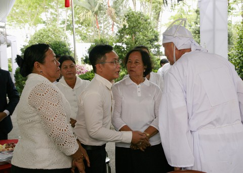 Những mẩu chuyện sống nghĩa tình về ông Sáu Khải - Ảnh 7. Những mẩu chuyện sống nghĩa tình về ông Sáu Khải - Ảnh 7.