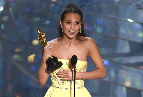 Alicia Vikander từ người vợ The Danish Girl đến Lara Crofft - Ảnh 1. Alicia Vikander từ người vợ The Danish Girl đến Lara Crofft - Ảnh 1.