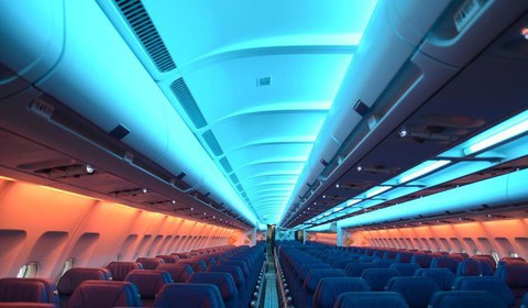 Vì sao ghế máy bay thường có màu xanh? - Ảnh 3. Vì sao ghế máy bay thường có màu xanh? - Ảnh 3.