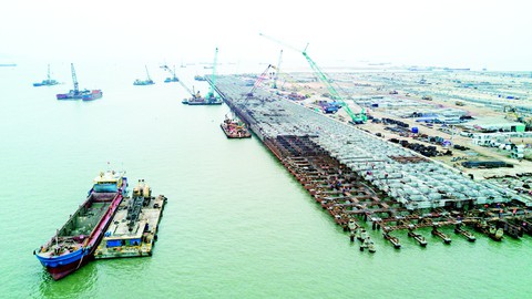 Xây Cảng quốc tế Lạch Huyện hơn 18 nghìn tỉ đồng - Ảnh 1. Xây Cảng quốc tế Lạch Huyện hơn 18 nghìn tỉ đồng - Ảnh 1.