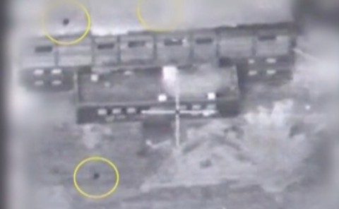 Israel tung chứng cứ dội bom dập lò phản ứng hạt nhân của Syria - Ảnh 2. Israel tung chứng cứ dội bom dập lò phản ứng hạt nhân của Syria - Ảnh 2.