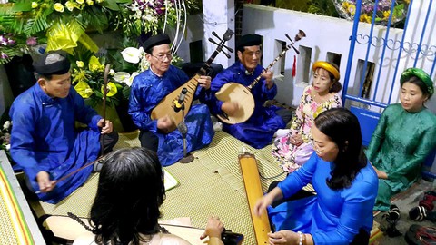 Tình dâng trọn lời ca, tiễn hương linh người! - Ảnh 1. Tình dâng trọn lời ca, tiễn hương linh người! - Ảnh 1.