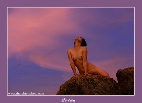 Thái Phiên: Tôi rùng mình khi nhắc đến xin phép triển lãm ảnh nude - Ảnh 1. Thái Phiên: Tôi rùng mình khi nhắc đến xin phép triển lãm ảnh nude - Ảnh 1.