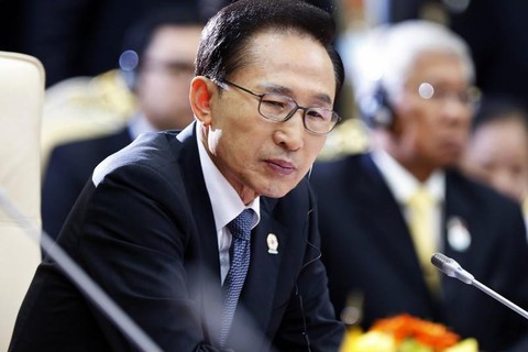 Hàn Quốc ra lệnh bắt cựu tổng thống Lee Myung Bak - Ảnh 1. Hàn Quốc ra lệnh bắt cựu tổng thống Lee Myung Bak - Ảnh 1.