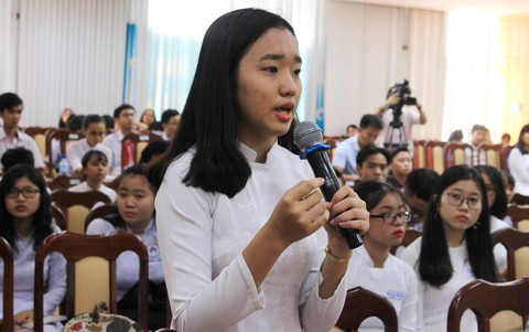 Học sinh muốn có sân chơi - Ảnh 1. Học sinh muốn có sân chơi - Ảnh 1.
