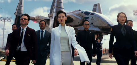 Pacific Rim: Trỗi dậy phá tan tượng đài siêu đại chiến đã xây - Ảnh 11. Pacific Rim: Trỗi dậy phá tan tượng đài siêu đại chiến đã xây - Ảnh 11.
