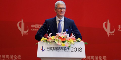 CEO Apple nói đã luôn lo ngại chuyện mọi người thoải mái chia sẻ thông tin - Ảnh 1. CEO Apple nói đã luôn lo ngại chuyện mọi người thoải mái chia sẻ thông tin - Ảnh 1.