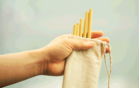 Trào lưu không dùng ống hút nhựa của giới trẻ Việt - Ảnh 1. Trào lưu không dùng ống hút nhựa của giới trẻ Việt - Ảnh 1.