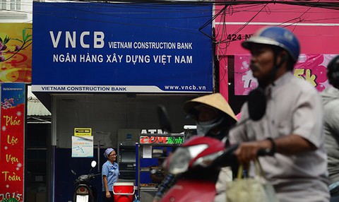 Bà Hứa Thị Phấn sai phạm gì vụ 5.256 tỉ của công ty Phương Trang? - Ảnh 1. Bà Hứa Thị Phấn sai phạm gì vụ 5.256 tỉ của công ty Phương Trang? - Ảnh 1.