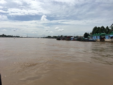 Thuỷ điện thượng nguồn Mekong làm gia tăng sạt lở ở ĐBSCL - Ảnh 1. Thuỷ điện thượng nguồn Mekong làm gia tăng sạt lở ở ĐBSCL - Ảnh 1.