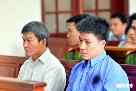 Xét xử lần 3 vụ sà lan tông sập cầu Ghềnh - Ảnh 1. Xét xử lần 3 vụ sà lan tông sập cầu Ghềnh - Ảnh 1.