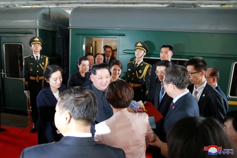 Hình ảnh chuyến thăm lịch sử của ông Kim Jong Un tại Trung Quốc - Ảnh 2. Hình ảnh chuyến thăm lịch sử của ông Kim Jong Un tại Trung Quốc - Ảnh 2.