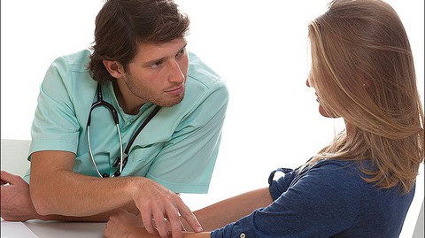 Pháp kiến nghị cấm bác sĩ quan hệ tình dục với bệnh nhân - Ảnh 1. Pháp kiến nghị cấm bác sĩ quan hệ tình dục với bệnh nhân - Ảnh 1.