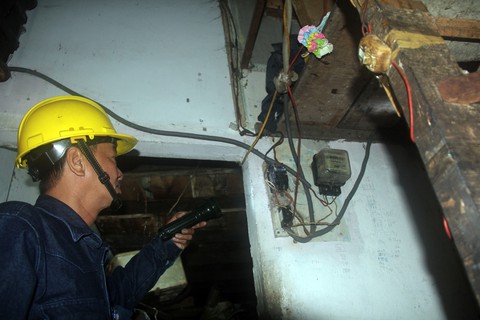 An toàn PCCC các chung cư: Không chủ quan với hệ thống điện - Ảnh 2. An toàn PCCC các chung cư: Không chủ quan với hệ thống điện - Ảnh 2.