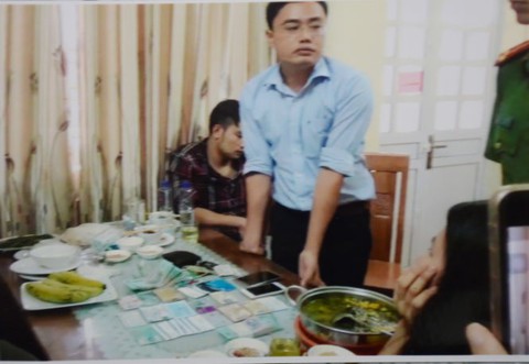 Công an kết luận nhà báo Lê Duy Phong cưỡng đoạt tài sản - Ảnh 1. Công an kết luận nhà báo Lê Duy Phong cưỡng đoạt tài sản - Ảnh 1.