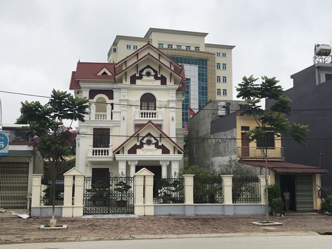 Công an kết luận nhà báo Lê Duy Phong cưỡng đoạt tài sản - Ảnh 3. Công an kết luận nhà báo Lê Duy Phong cưỡng đoạt tài sản - Ảnh 3.