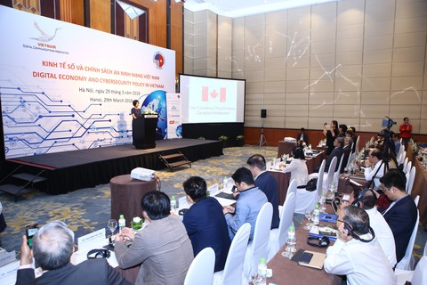 Xâm phạm riêng tư, buông lời thù ghét gia tăng trên Internet ở Việt Nam - Ảnh 1. Xâm phạm riêng tư, buông lời thù ghét gia tăng trên Internet ở Việt Nam - Ảnh 1.