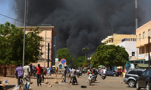 Đại sứ quán Pháp tại Burkina Faso bị tấn công - Ảnh 1. Đại sứ quán Pháp tại Burkina Faso bị tấn công - Ảnh 1.