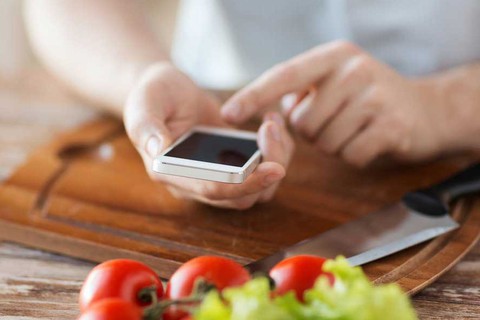Gần 70, tôi vẫn làm ôsin cho con gái không biết nấu ăn - Ảnh 1. Gần 70, tôi vẫn làm ôsin cho con gái không biết nấu ăn - Ảnh 1.