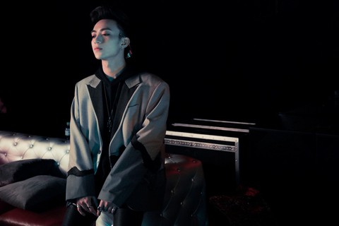 Soobin Hoàng Sơn đã chịu nhảy trong MV I know you know - Ảnh 4. Soobin Hoàng Sơn đã chịu nhảy trong MV I know you know - Ảnh 4.