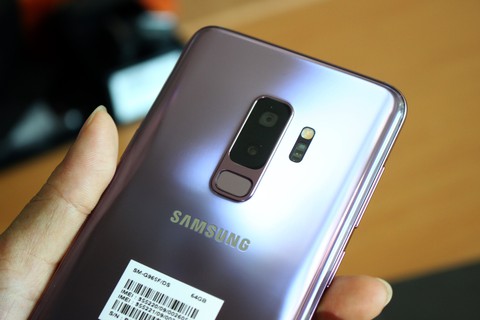 Khui hộp smartphone Samsung Galaxy S9+ - Ảnh 3. Khui hộp smartphone Samsung Galaxy S9+ - Ảnh 3.