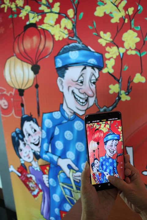 Khui hộp smartphone Samsung Galaxy S9+ - Ảnh 4. Khui hộp smartphone Samsung Galaxy S9+ - Ảnh 4.