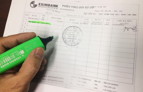 Khách tố mất 3 lượng vàng khi gửi tại Eximbank ở Hà Nội - Ảnh 1. Khách tố mất 3 lượng vàng khi gửi tại Eximbank ở Hà Nội - Ảnh 1.