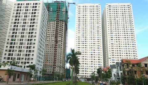 Lãi suất tăng 2% khiến người mua nhà đau đầu - Ảnh 1. Lãi suất tăng 2% khiến người mua nhà đau đầu - Ảnh 1.