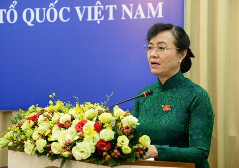 Sự hài lòng của dân là cơ sở tính thu nhập tăng thêm cán bộ công chức - Ảnh 5. Sự hài lòng của dân là cơ sở tính thu nhập tăng thêm cán bộ công chức - Ảnh 5.