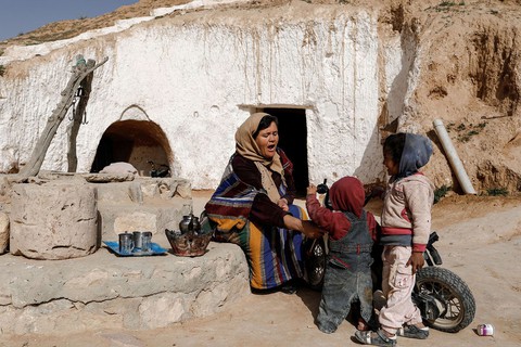 Những gia đình cuối cùng sống dưới lòng đất ở Tunisia - Ảnh 8. Những gia đình cuối cùng sống dưới lòng đất ở Tunisia - Ảnh 8.