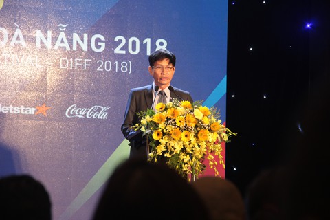 Pháo hoa Đà Nẵng 2018 mang chủ đề những cây cầu - Ảnh 1. Pháo hoa Đà Nẵng 2018 mang chủ đề những cây cầu - Ảnh 1.